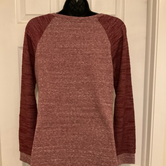 Hybrid Apparel Women’s Burgundy Light Weight Sweater  Elephant Print Size Large - Picture 2 of 13
